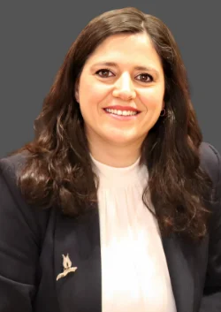 Meral ozomay2